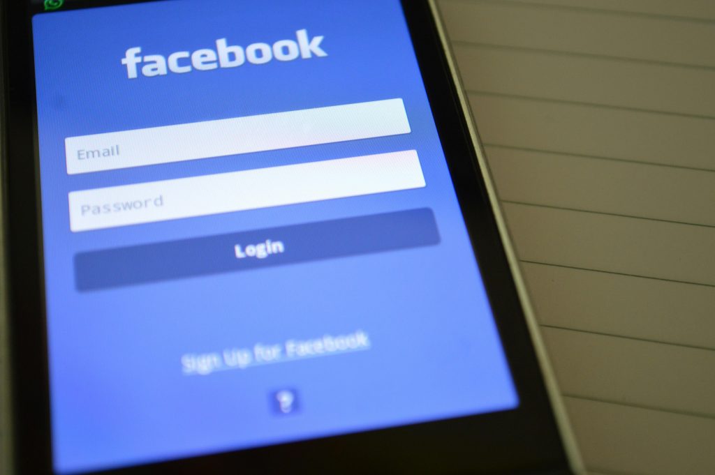 Quali sono le Metriche Chiave per Analizzare l'Efficienza delle Tue Facebook Ads?