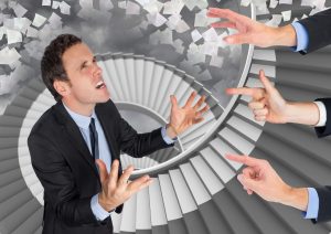 Esclusione socio SRL: Guida alle procedure e ai diritti coinvolti